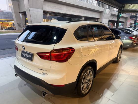 BMW X1 2.0 16V TURBO ACTIVEFLEX SDRIVE20I 4P AUTOMÁTICO